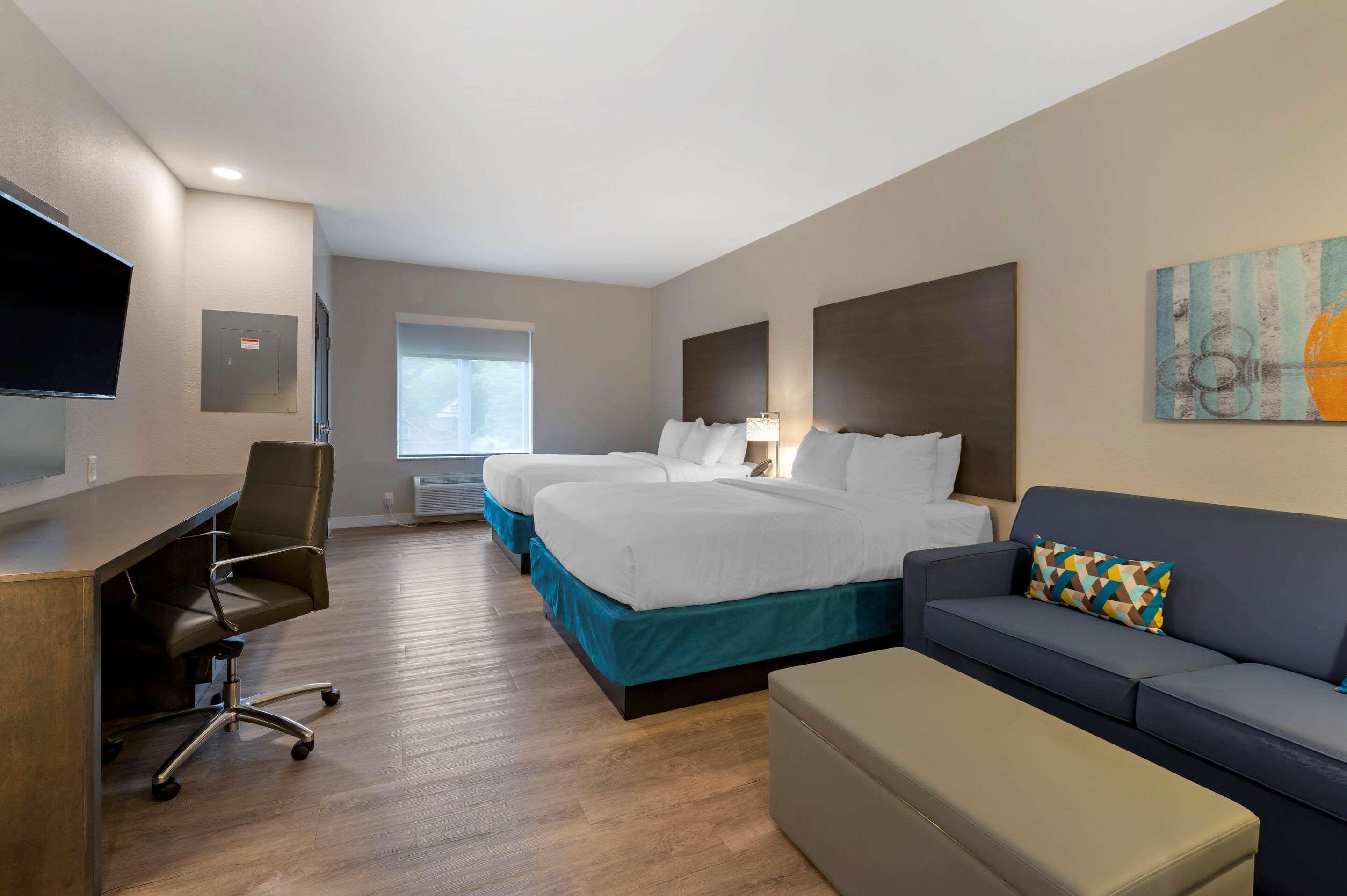 Mainstay Suites Cincinnati University - Uptown Eksteriør billede
