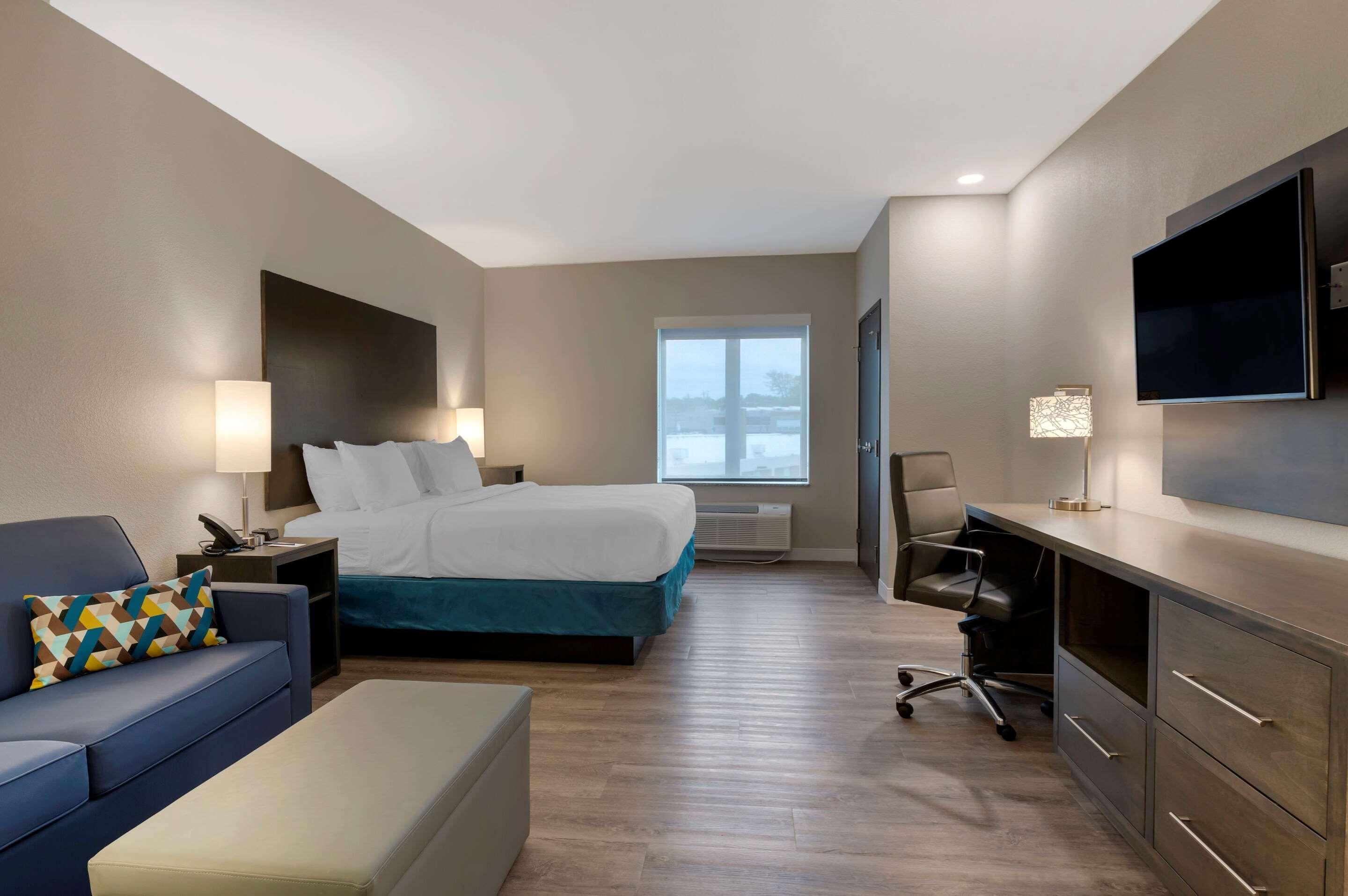 Mainstay Suites Cincinnati University - Uptown Eksteriør billede