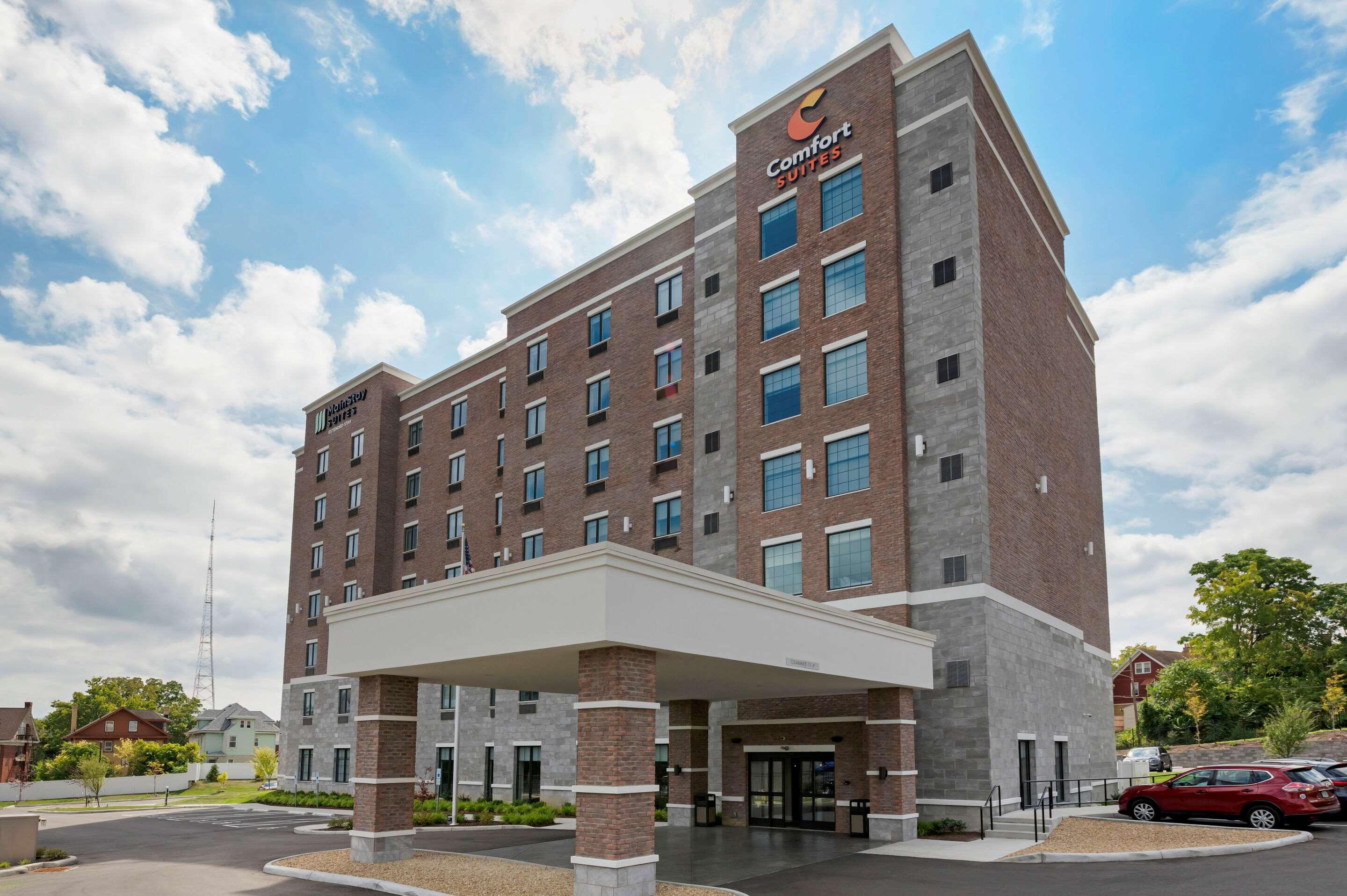 Mainstay Suites Cincinnati University - Uptown Eksteriør billede