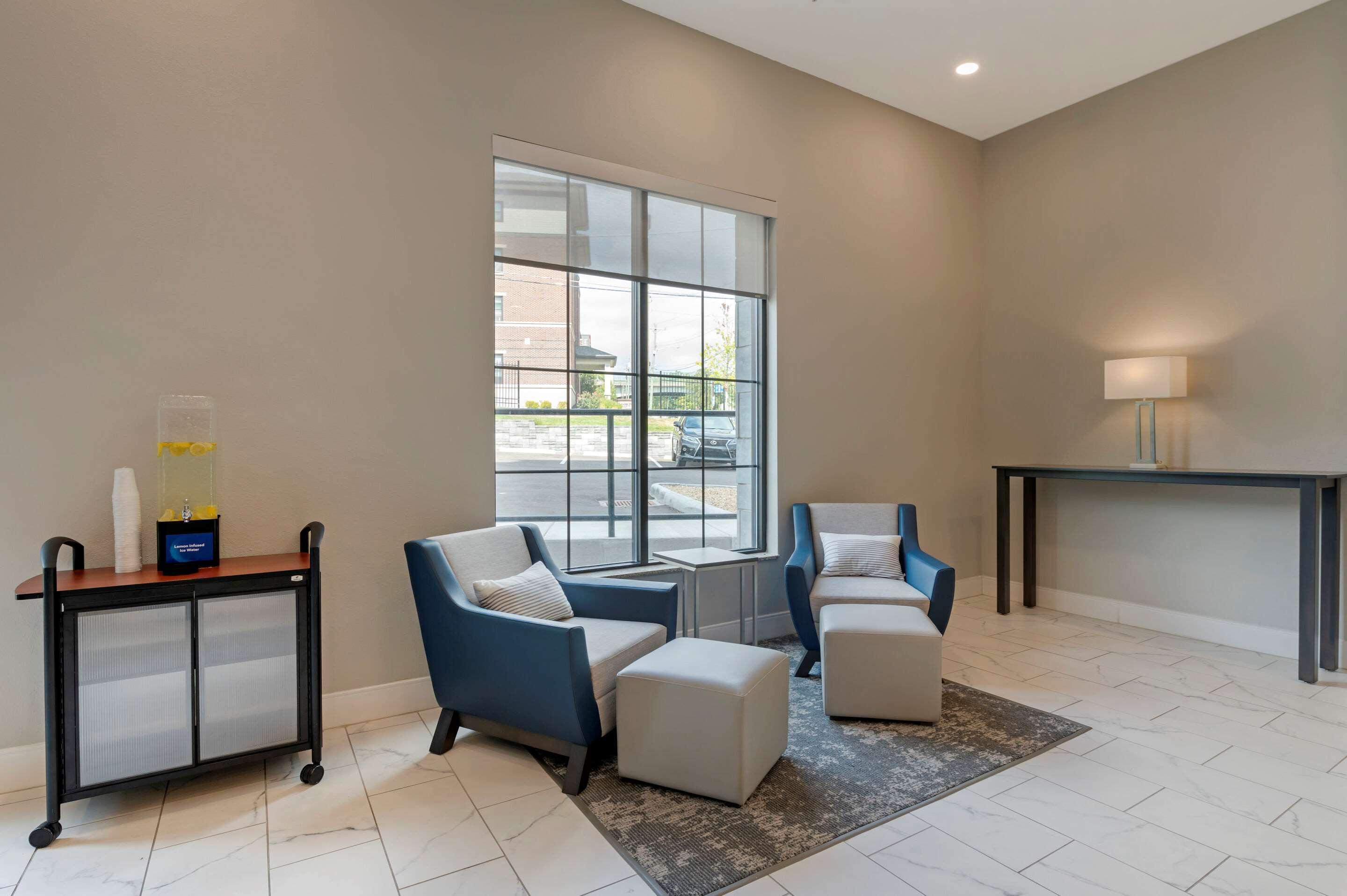 Mainstay Suites Cincinnati University - Uptown Eksteriør billede